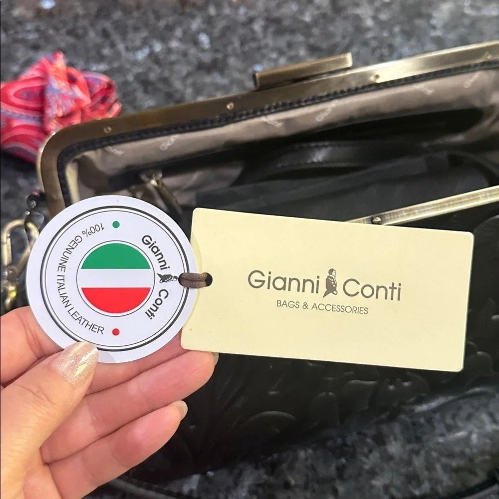 Gianni Conti new embossed